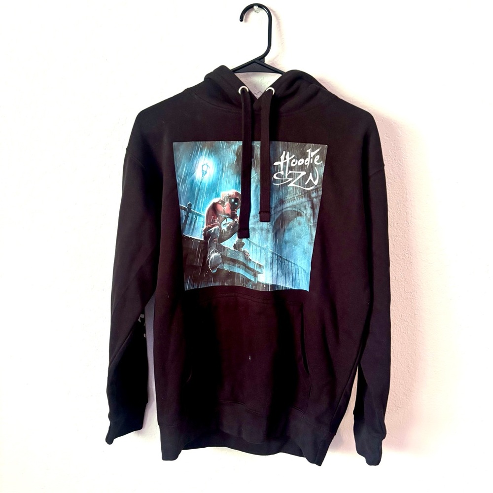 HOODIE SZN HOODIE